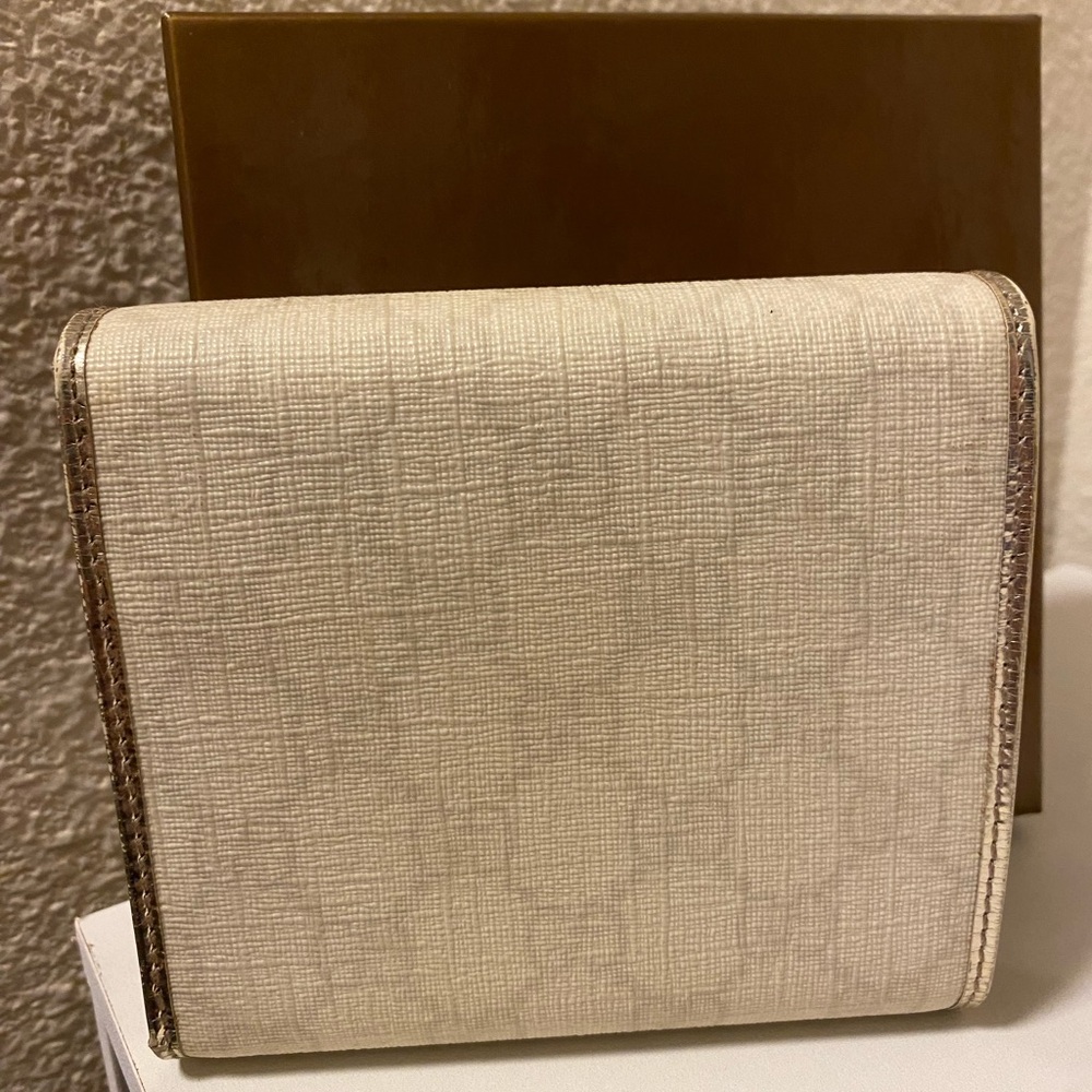 Gucci Beige Monogram Small Fold Wallet with Metallic Trim - Picture 4 of 16